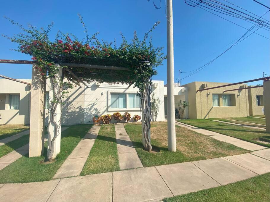 Сasa de vacaciones Hermosa Casa En Cond. Privado *